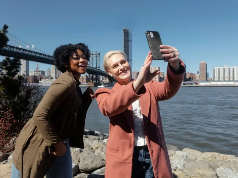 Traveler exploring Marina Bay — Essential Singapore travel information